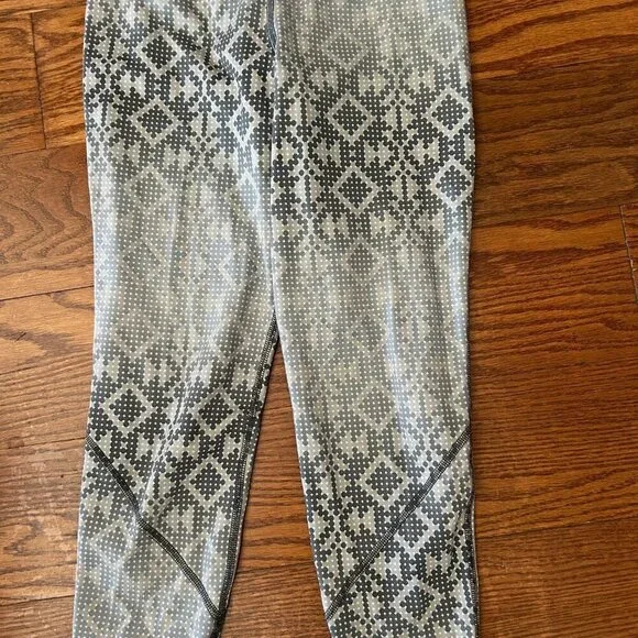 Nike Pro Combat Leggings Hyperwarm Geometric Print Size XS - Picture 5 of 11